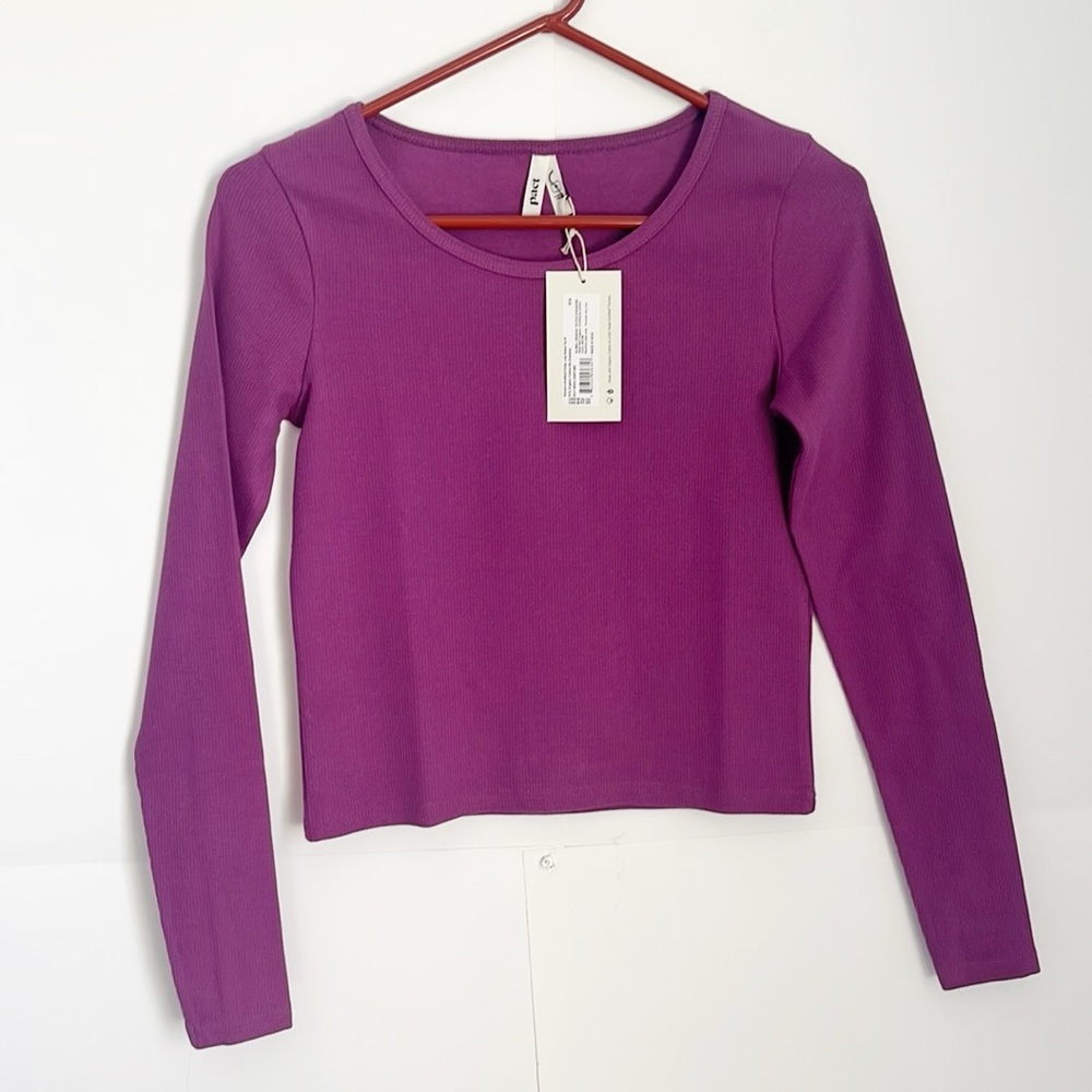 Pact Women's Amethyst Kinley Long Sleeve Size Medium - Picture 2 of 5